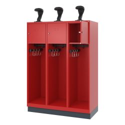 C+P Feuerwehrspind YOUNGSTER, Sockel, 3 Abteile, HxBxT 1.530 x 1.200 x 500 mm, feuerrot, mit Helmhalter