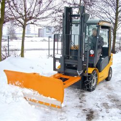 Bauer® Stapler-Schneeschieber mit Federklappschare, Schildbreite 2.400 mm