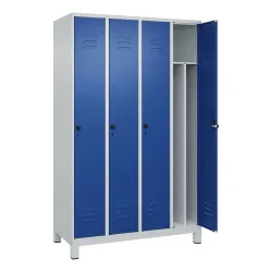 C+P Schwarz-Weiß-Spind Classic PLUS, schmal, 4 Abteile, verkürzte Trennwand mittig, lichtgrau / enzianblau, B 1200 mm, mit Füßen, Drehriegel, Trennwand