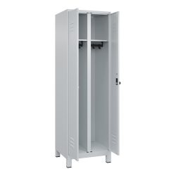 C+P Schwarz-Weiss-Spind Classic PLUS, Füsse, 2 Abteile, HxBxT 1.950 x 600 x 500 mm, lichtgrau, lichtgrau, für Vorhängeschloss