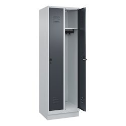 C+P Spind Classic PLUS, Sockel, 2 Abteile, HxBxT 1.950 x 600 x 500 mm, lichtgrau, anthrazitgrau, für Vorhängeschloss, ohne Mitteltrennwand