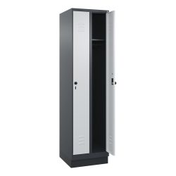 C+P Spind Classic PLUS, Sockel, 2 Abteile, HxBxT 1.950 x 500 x 500 mm, anthrazitgrau, lichtgrau, für Vorhängeschloss, ohne Mitteltrennwand