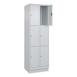 3er-Schließfachschrank Classic PLUS, 2 Abteile, lichtgrau, B 600 mm, 6 Fächer, mit Bodensockel C+P