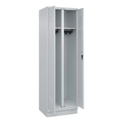 Schwarz-Weiß-Spind Classic PLUS, Trennwand mittig, 1 Abteil, lichtgrau, HxB 1950 x 600 mm, mit Bodensockel, Zylinderschloss C+P