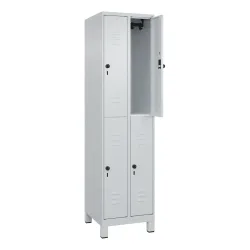 C+P Doppelstock-Spind Classic PLUS, Füsse, 2 Abteile, HxBxT 1.950 x 500 x 500 mm, lichtgrau, lichtgrau, 4 Fächer, für Vorhängeschloss