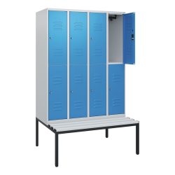 C+P Doppelstock-Spind Classic PLUS, 4 Abteile, HxBxT 1.950 x 1.200 x 815 mm, Zylinderschloss, untergebaute Bank aus Kunststoff, lichtgrau, lichtblau