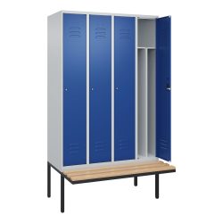 C+P Schwarz-Weiß-Spind Classic PLUS Sitzbank, schmal, 4 Abteile, verkürzte Trennwand mittig, lichtgrau / enzianblau, B 1200 mm, Zylinderschloss,