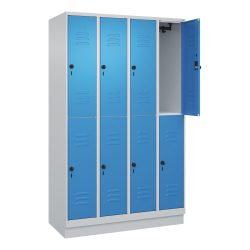 Doppelstock-Spind Classic PLUS, 4 Abteile, lichtgrau / lichtblau, HxB 1950 x 1200 mm, mit Bodensockel, Drehriegel C+P