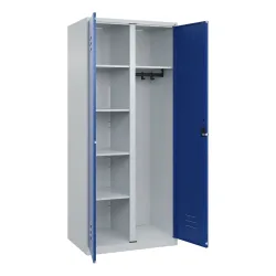 Putzmittelspind Classic PLUS, 1 Abteil, Trennwand mittig, lichtgrau / enzianblau, B 800 mm, mit Bodengleitern, Drehriegel C+P