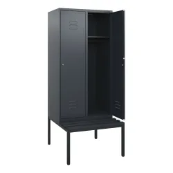 C+P Spind Classic PLUS, 2 Abteile, HxBxT 1.950 x 800 x 815 mm, Zylinderschloss, untergebaute Bank aus Kunststoff, anthrazitgrau, anthrazitgrau