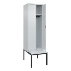 C+P Spind Classic PLUS, 2 Abteile, HxBxT 2.120 x 600 x 815 mm, Zylinderschloss, untergebaute Bank aus Kunststoff, lichtgrau, lichtgrau
