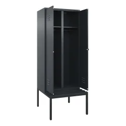 C+P Schwarz-Weiss-Spind Classic PLUS, 2 Abteile, HxBxT 2.120 x 800 x 815 mm, für Vorhängeschloss, untergebaute Bank aus Kunststoff, anthrazitgrau, anthrazitgrau