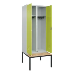 C+P Schwarz-Weiss-Spind Classic PLUS, 2 Abteile, HxBxT 2.120 x 800 x 815 mm, Zylinderschloss, untergebaute Bank aus Buche, lichtgrau, clowngrün