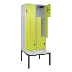 C+P Z-Spind Classic PLUS, 4 Abteile, HxBxT 2.120 x 800 x 815 mm, für Vorhängeschloss, untergebaute Bank aus Kunststoff, lichtgrau, clowngrün