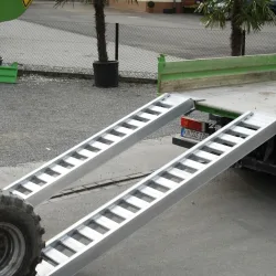 Altec Verladeschienen AVS mit Sprossen, ohne Rand, Tragkraft/Paar 1.090 kg, LxB 3.060 x 245 mm