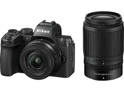 NIKON Z50II Body + NIKKOR Z DX 16-50mm f/3.5-6.3 VR 50-250mm f/4.5-6.3 Systemkamera mit Objektiv 16 - 50 mm / 250 mm, 8 cm Display Touchscreen, WLAN
