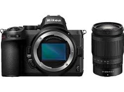 NIKON Z 5 Body + NIKKOR 24-200mm f/4-6.3 VR - Systemkamera Schwarz