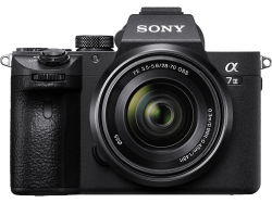 SONY,  spiegellos, Sony Alpha A7 Mark III Kit 28-70mm Black, Produkte & Wohnen