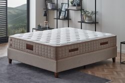 Yatas Bedding Taschenfederkernmatratze »Majestät First Class Cool& Wool«, 30 cm hoch, 406 Federn, (1 St.), spezielles Federkernsystem mit punktelastischer Unterstützung, Bezug mit Sommer- und Winterseite
