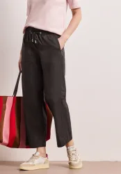 Straight Leg Hose in Hose Papertouchware