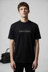 Calvin Klein T-Shirt 