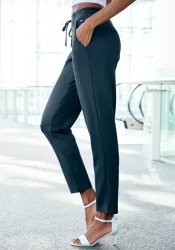 LASCANA Jogger Pants mit elastischem Bund und Gürtelschlaufen, Loungewear