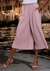 LASCANA Culotte in weiter Form mit Plisseefalten