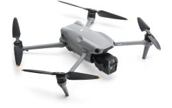 DJI Air?3S (RC-N3) Fly More Combo Kameradrohne, Grau/Schwarz/Orange