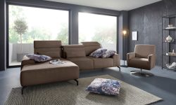 sit&more Ecksofa, Fusshöhe 15 cm, inklusive Sitztiefenverstellung und Kopfteilverstellung, wahlweise in 2 unterschiedlichen Fussfarben