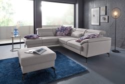 sit&more Ecksofa, 15 cm Fusshöhe, inklusive Sitztiefenverstellung, wahlweise Kopfteilverstellung, wahlweise in 2 unterschiedlichen Fussfarben
