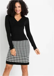 bonprix Strickkleid aus Polyacryl, figurbetonte Passform, gemustertes Rockteil
