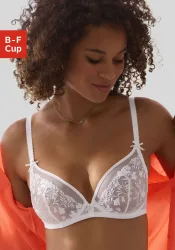 LASCANA Bügel-BH mit zarter Blumenstickerei und filigranen Accessoires, sexy Dessous