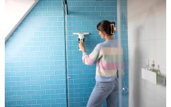 KÄRCHER Akku-Fenstersauger "WV 1 Compact" Kompakter Akku-Fensterreiniger für streifenfreie Reinigung