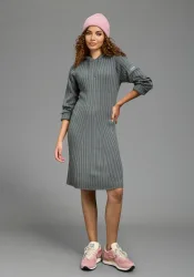 KangaROOS Strickkleid mit Rippstrick, Langarm, figurbetonte Passform, elastisch