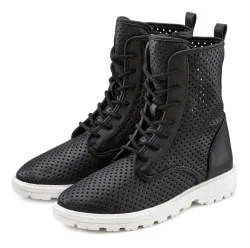 LASCANA Stiefelette zum Schnüren mit modischen Cut-Outs, Stiefel, Boots, High-Sneaker