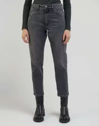 Lee