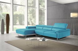 Egoitaliano Ecksofa »Malika«, mit Recamiere, inkl. Kopfteilverstellung und chromfarbenen Metallfüssen