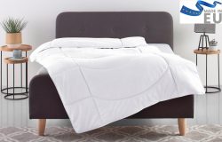 Microfaserbettdecke, »Microlux«, Traumecht, Füllung: Polyester, Bezug: *Von Testschläfern im Juni 2013 mit »GUT« (1,8) bewertet (getestet wurde das 4-Jahreszeiten-Bett in der Grösse 135/200), kochfest bis 95 °C, zum Spitzenpreis!