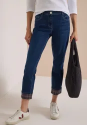 Straight Leg Jeans mit Turn-Up-Detail