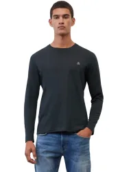 Marc OPolo Langarmshirt mit dezentem Logo-Print vorne