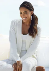 LASCANA Strickjacke in kurzer Form, Loungewear