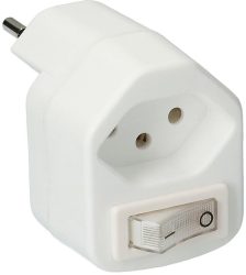 Stromspar-Steckeradapter mit Kinderschutz und Netzschalter
