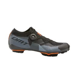 Schuhe DMT KM1