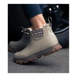 Grundéns Women's Deviation Sherpa Ankle Boot