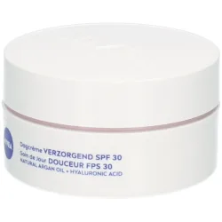 Nivea 24H Hydration Voedende Dagcrème Spf30