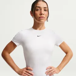 Nike One Fitted T - Shirt Damen