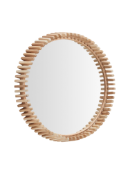 Design Wandspiegel „Polko“ mit Rahmen aus massivem Teakholz Kave Home
