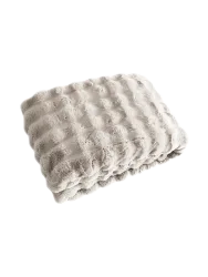 Design Plaid „Cosy Fluff“, verschiedene Grössen Creme Richmond Interiors
