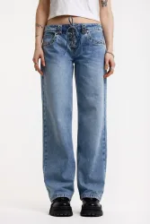 The Ragged Priest Twilight Relaxed Fit Jeans mit Nieten - Blue Washed 26 Damen