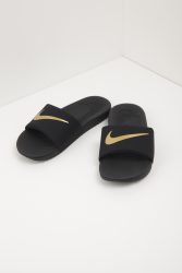 Nike Kawa Pantoletten - Black + Metallic Gold EU36 Kids